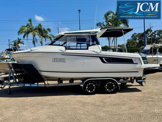 Jeanneau 695 Merry Fisher