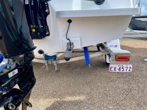 Quintrex 430 Fishabout 