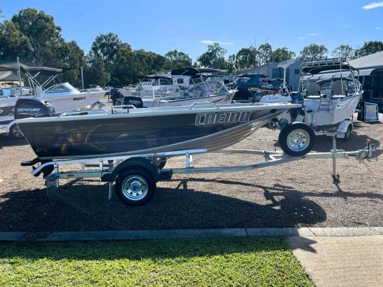 Quintrex F390 Explorer 
